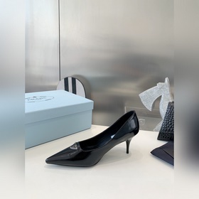 Заказ на покупку PRADA 2023 весна, новейшая и популярная серия, о