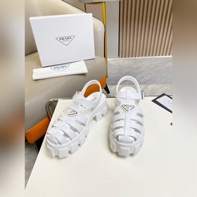 Весна-лето 2023. PRADA всегда знает, что нужно девушкам! Дизайн р