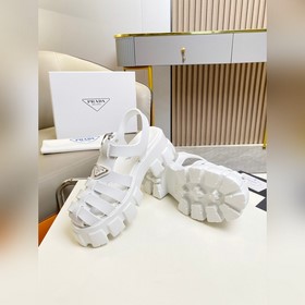 Весна-лето 2023. PRADA всегда знает, что нужно девушкам! Дизайн р