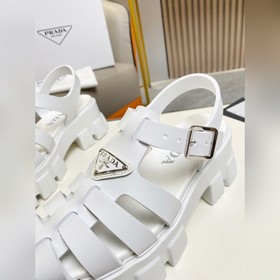 Весна-лето 2023. PRADA всегда знает, что нужно девушкам! Дизайн р