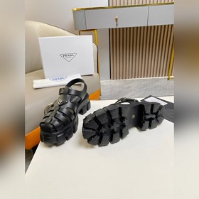 Весна-лето 2023. PRADA всегда знает, что нужно девушкам! Дизайн р