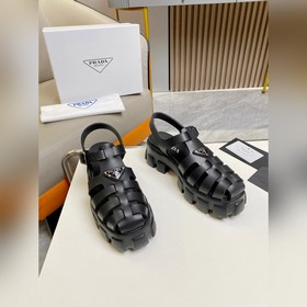 Весна-лето 2023. PRADA всегда знает, что нужно девушкам! Дизайн р