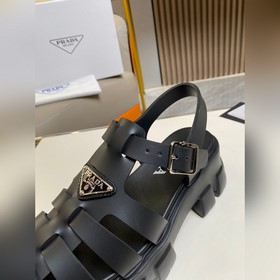 Весна-лето 2023. PRADA всегда знает, что нужно девушкам! Дизайн р