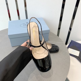 PRADA Новая коллекция весна-лето 2023 от Prada, впечатляет своим