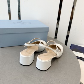 PRADA 2023 весна-лето, новые модели от Prada, впечатляют своим ка