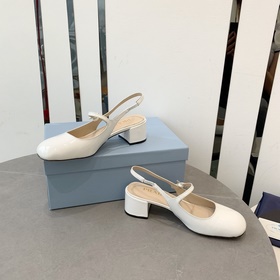 PRADA 2023 весна-лето, новые модели от Prada, впечатляют своим ка