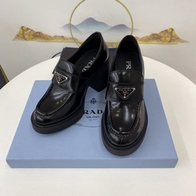 Оригинальные топовые туфли PRADA fw22 new arrival от P-House. Нов