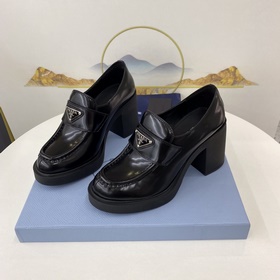Оригинальные топовые туфли PRADA fw22 new arrival от P-House. Нов
