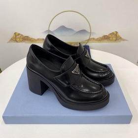Оригинальные топовые туфли PRADA fw22 new arrival от P-House. Нов