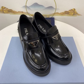 Оригинальные топовые туфли PRADA fw22 new arrival от P-House. Нов