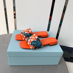 2023 — PRADA Плетеные цветы с вышивкой, плоские сандалии, новейша