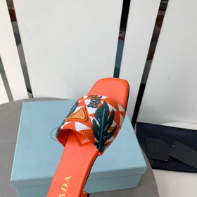 2023 — PRADA Плетеные цветы с вышивкой, плоские сандалии, новейша