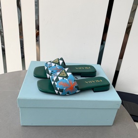 2023 — PRADA Плата с вышитыми цветами плоской подошвой, новейшая 