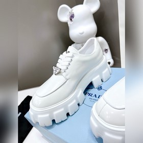 Высшая версия Новая модель черных туфель Prada из телячьей кожи 