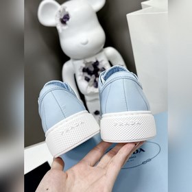 Покупка по доверенности 2023 S представляет последнюю коллекцию т