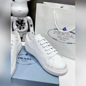 Покупка по доверенности 2023 S представляет последнюю коллекцию т