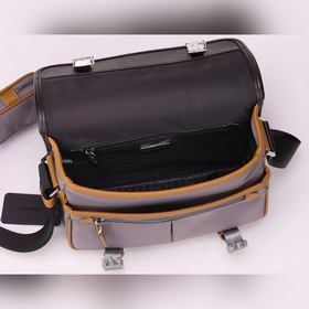 Оригинальное качество, маленький размер： 26,20,9 см