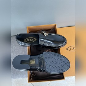 Оригинальное качество Tods. Повседневные кожаные туфли Tods. Нова