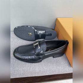 Оригинальное качество Tods. Кожаные туфли Tods. Новая модель, син