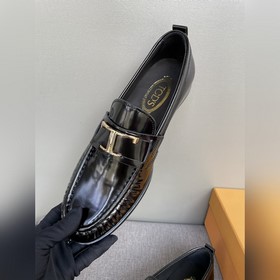 Оригинальное качество Tods. Кожаные туфли Tods. Новая модель, син