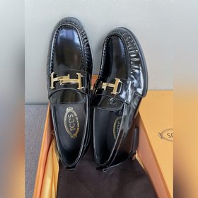 Оригинальное качество Tods. Кожаные туфли Tods. Новая модель, син