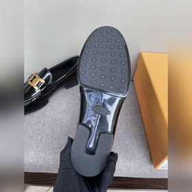 Оригинальное качество Tods. Кожаные туфли Tods. Новая модель, син