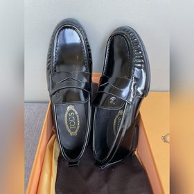 Оригинальное качество Tods. Кожаные туфли Tods. Новая модель, син