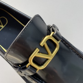 Новые лоферы Valentino 2023 ss Высокая подошва Открытый верх из т