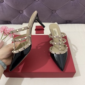 VALENTINO – высочайшее качество, сандалии Valentino VT с заклепка