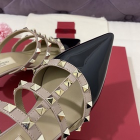VALENTINO – высочайшее качество, сандалии Valentino VT с заклепка