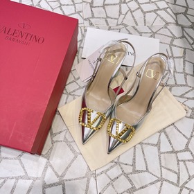 Сандалии Valentino с большой V-образной застежкой и стразами, нов