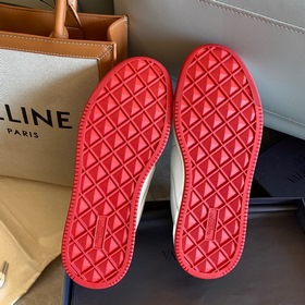VALENTIN* Официальный сайт Valentino Новинка onestud Спортивные т
