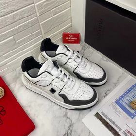 VALENTINO (Валентино) 2023 новейшие модели с подиума, идентичные 