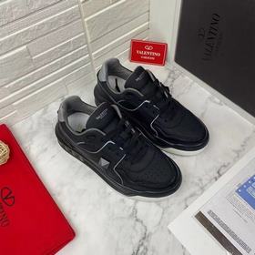 VALENTINO (Валентино) 2023 новейшие модели с подиума, идентичные 