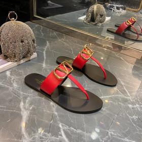 Классические сандалии Valentino, Очень удобные, лаконичные и элег