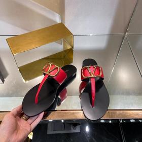 Классические сандалии Valentino, Очень удобные, лаконичные и элег