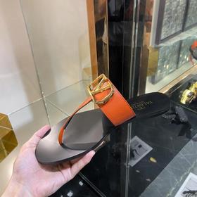 Классические сандалии Valentino, Очень удобные, лаконичные и элег