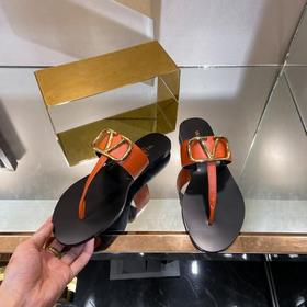 Классические сандалии Valentino, Очень удобные, лаконичные и элег