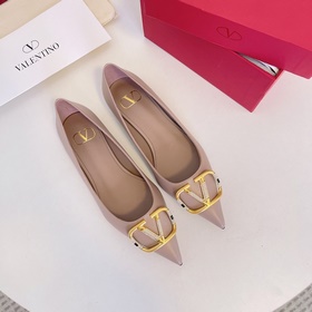Сандалии Valentino с большой V-образной застежкой и стразами, нов