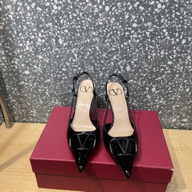 Новейшие модели Valentino в магазине [Праздник] [Праздник] Класси