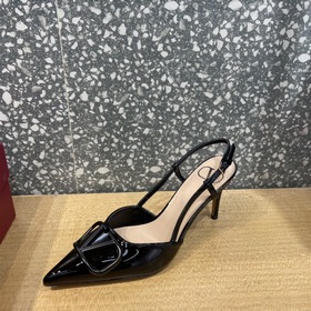 Новейшие модели Valentino в магазине [Праздник] [Праздник] Класси