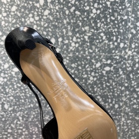 Новейшие модели Valentino в магазине [Праздник] [Праздник] Класси