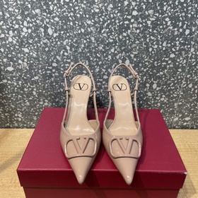 Новейшие модели Valentino в магазине [Праздник] [Праздник] Класси