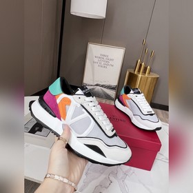 [С уважением] [Сердце] [Сердце] Valentino Lacerunner Спортивные к