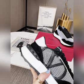[С уважением] [Сердце] [Сердце] Valentino Lacerunner Спортивные к