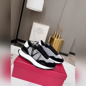 [С уважением] [Сердце] [Сердце] Valentino Lacerunner Спортивные к