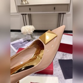 Версия высшего качества Valentino Новая коллекция осень-зима 2023