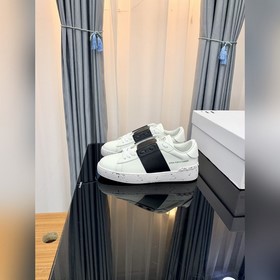VALENTINO Спортивные кроссовки 21ss Новая модель с буквенным лого