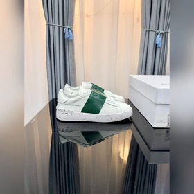 VALENTINO Спортивные кроссовки 21ss Новая модель с буквенным лого