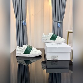 VALENTINO Спортивные кроссовки 21ss Новая модель с буквенным лого